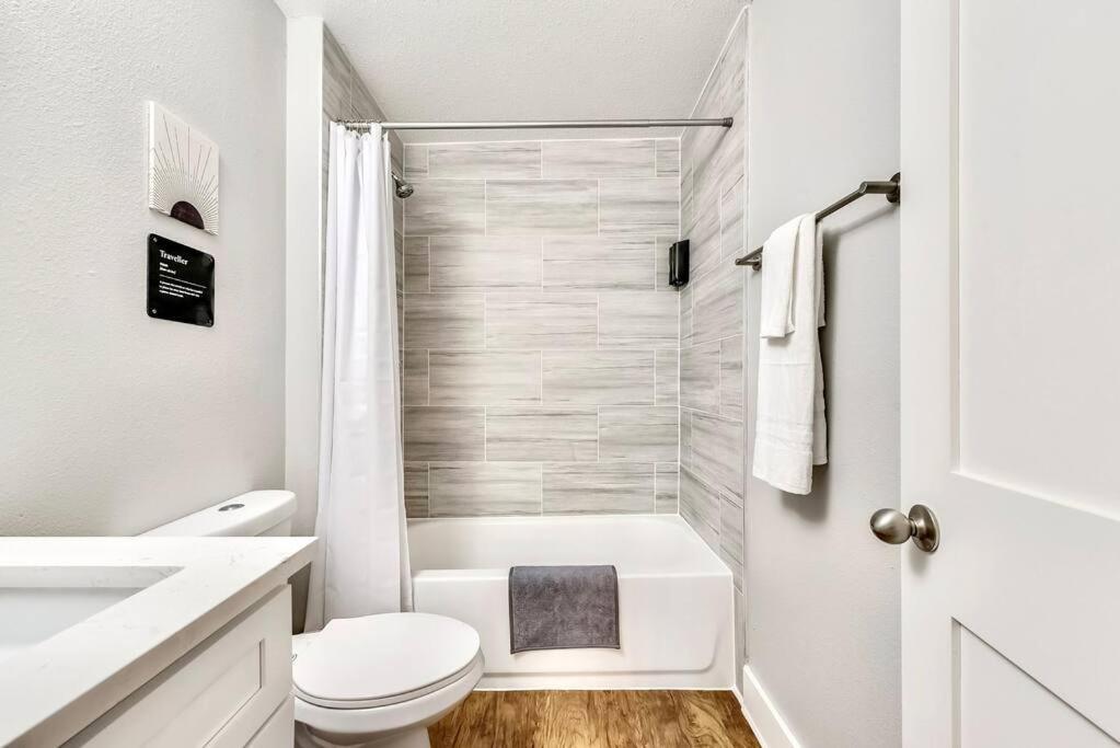 New - Near Deep Ellum + Downtown Dallas Flat Eksteriør bilde