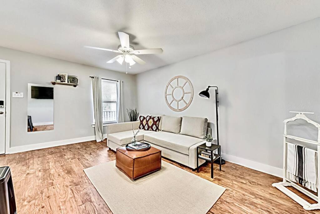 New - Near Deep Ellum + Downtown Dallas Flat Eksteriør bilde