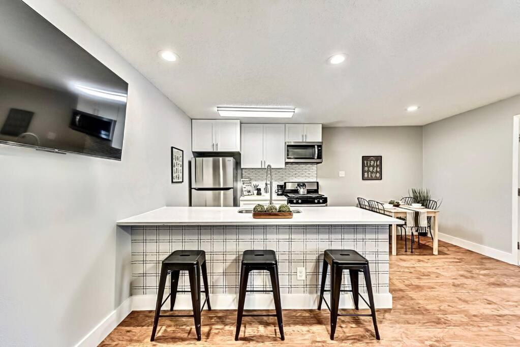 New - Near Deep Ellum + Downtown Dallas Flat Eksteriør bilde