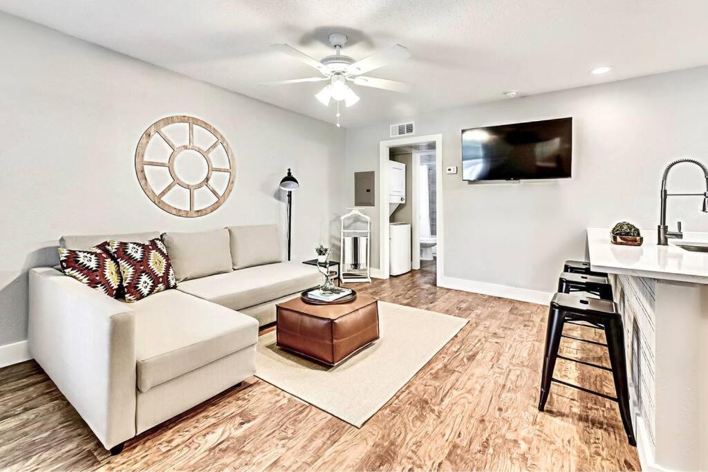 New - Near Deep Ellum + Downtown Dallas Flat Eksteriør bilde